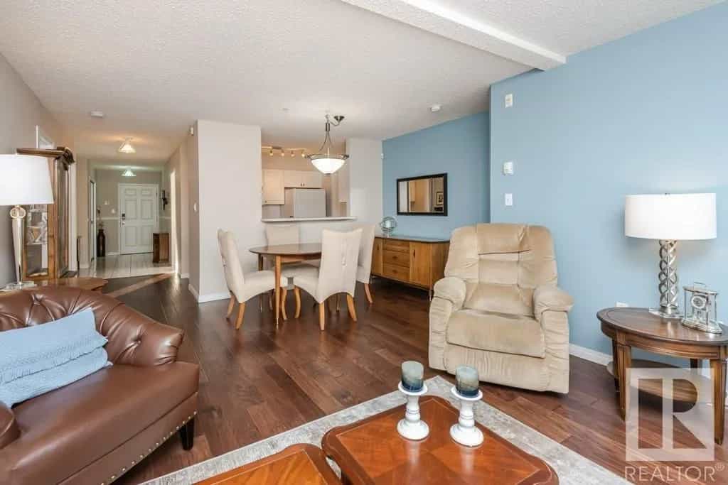 Condominium in Edmonton, Alberta 10138821