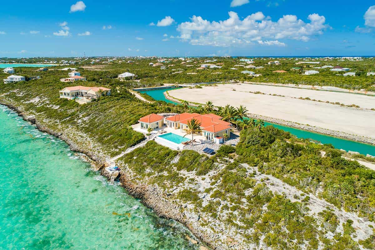 House in Long Bay Hills, Caicos Islands 10138884