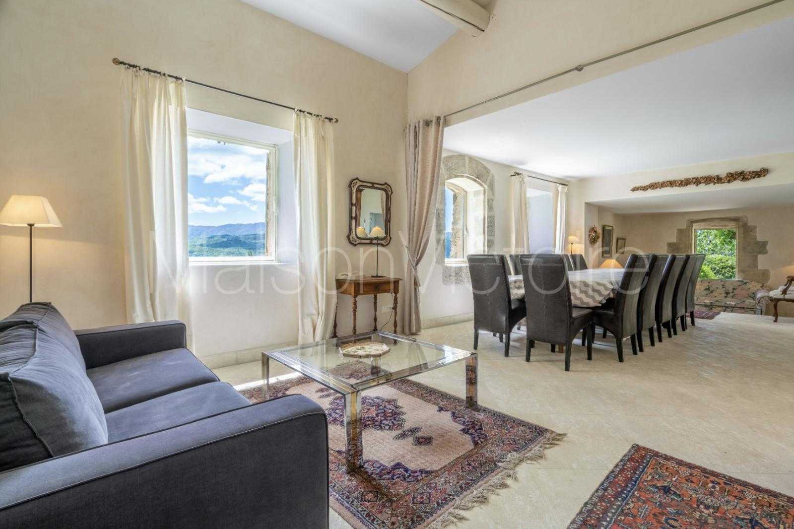 Dom w Apt, Provence-Alpes-Cote d'Azur 10138906