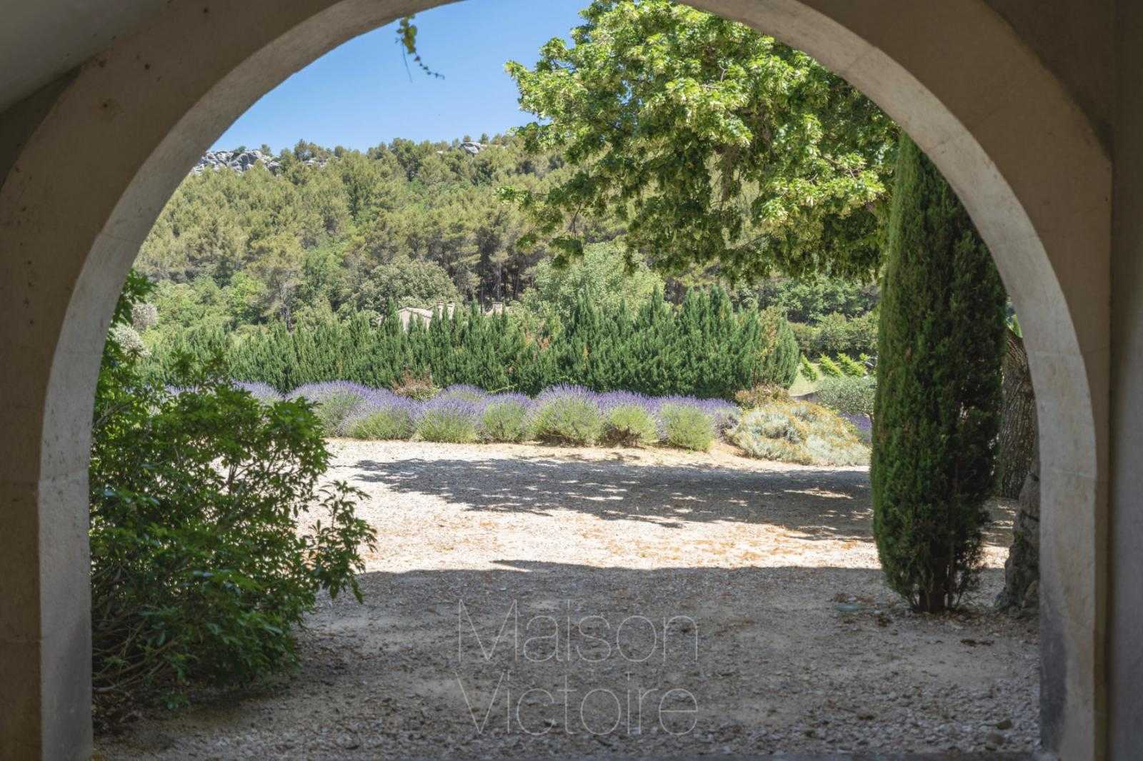 Hus i Ménerbes, Provence-Alpes-Côte d'Azur 10138907