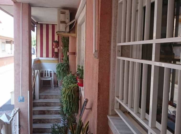 Condominium in Los Alcazares, Murcia 10139380