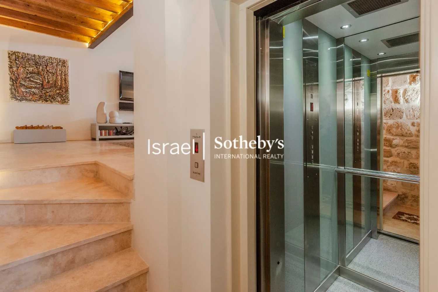 Condominium in Tel Aviv-Yafo, Kedem Street 10139753