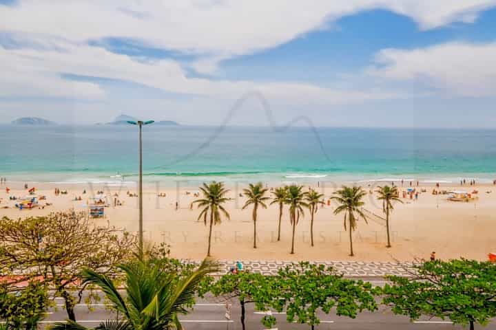 Condominium in , State of Rio de Janeiro 10139943