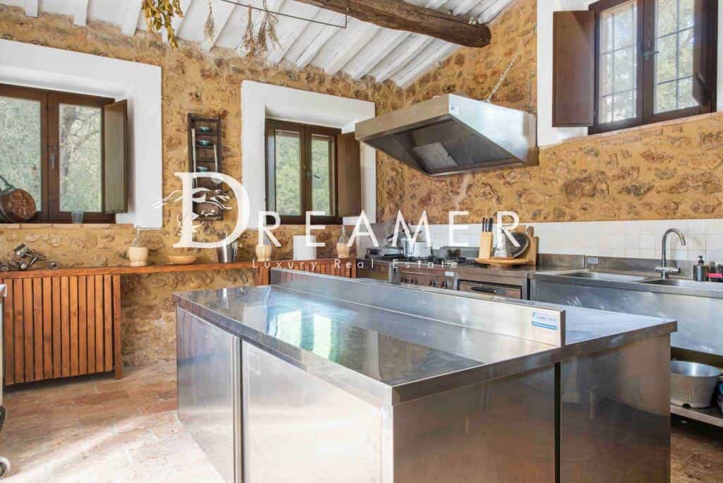 House in , Tuscany 10139954