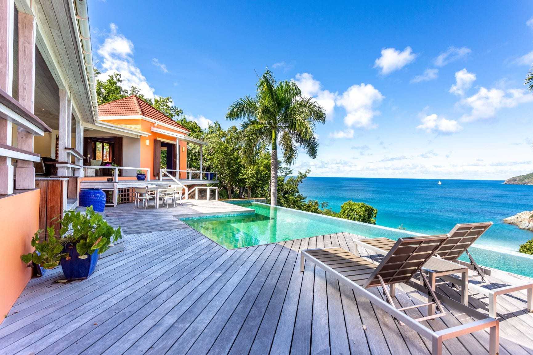 House in Coral Bay, Virgin Islands 10139986