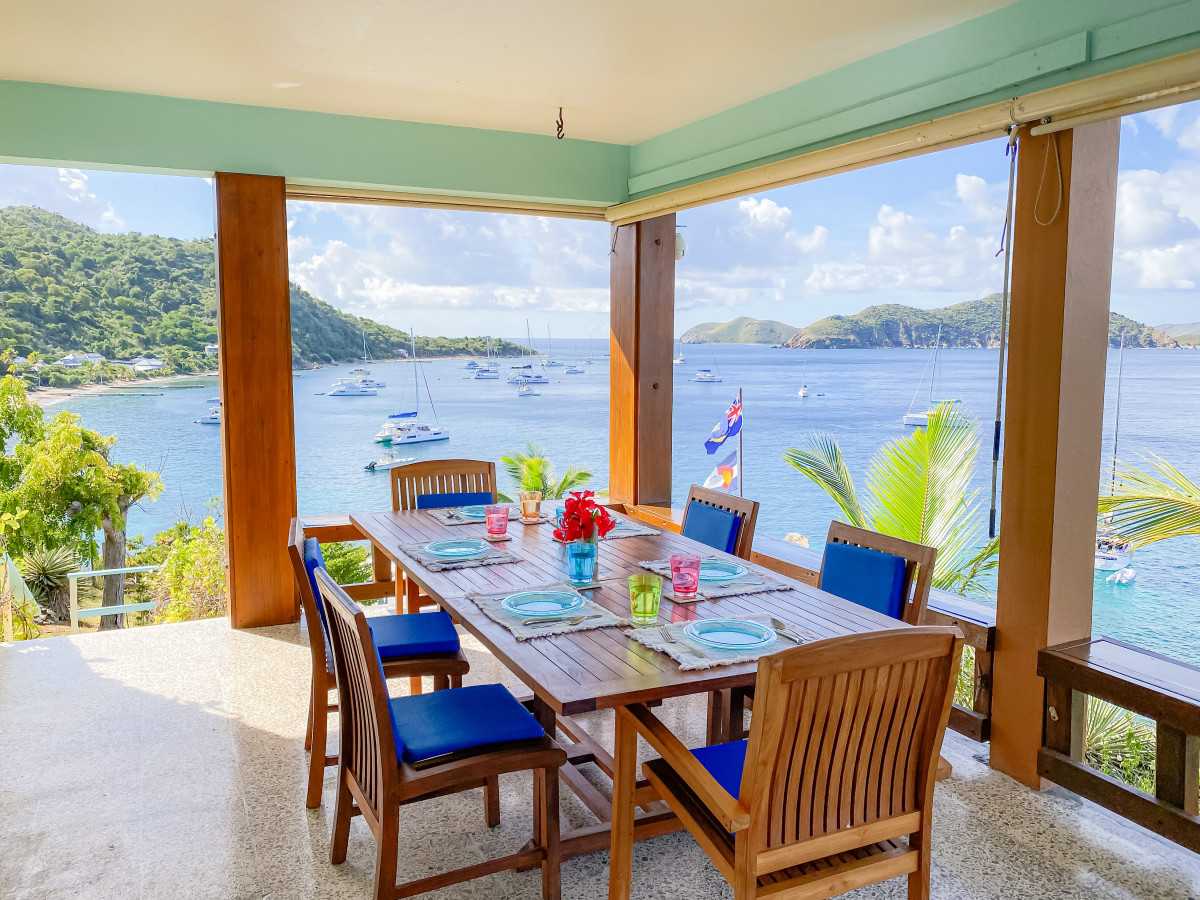 House in Coral Bay, Virgin Islands 10139995