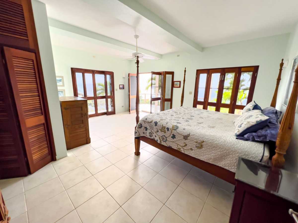 House in , Tortola 10140034