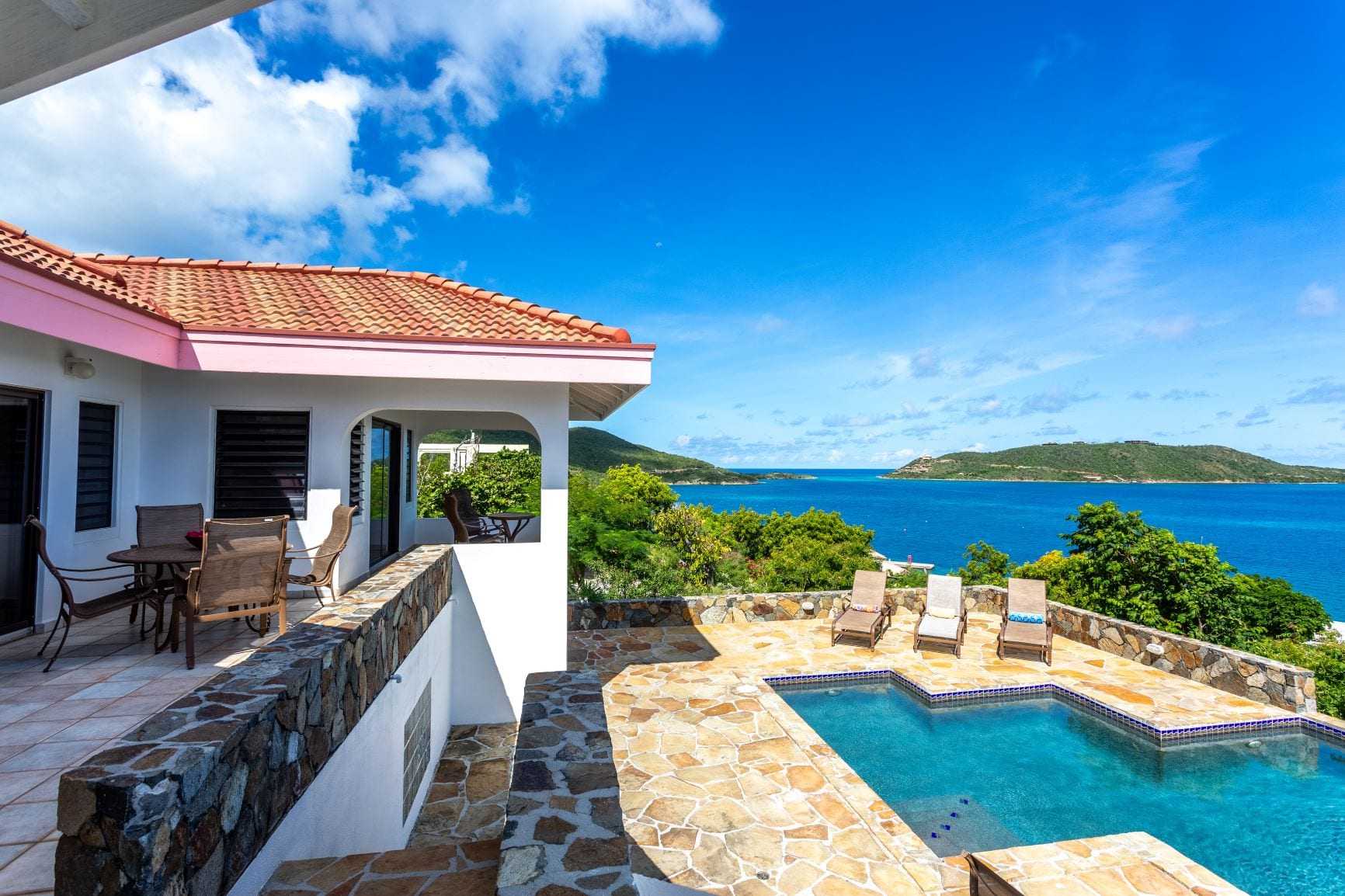 House in Coral Bay, Virgin Islands 10140037