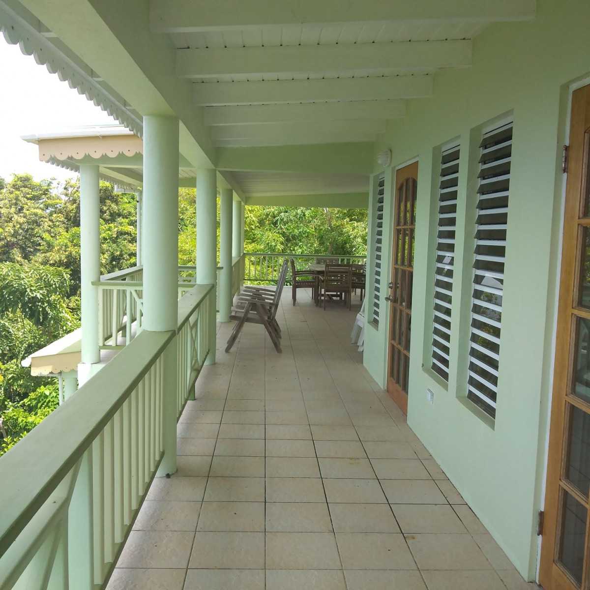 House in Coral Bay, Virgin Islands 10140045