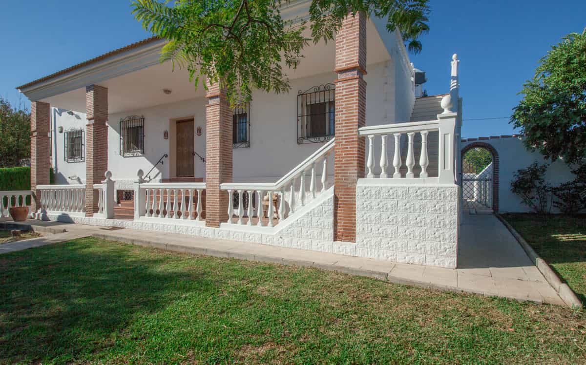 Будинок в Alhaurín de la Torre, Andalusia 10140209
