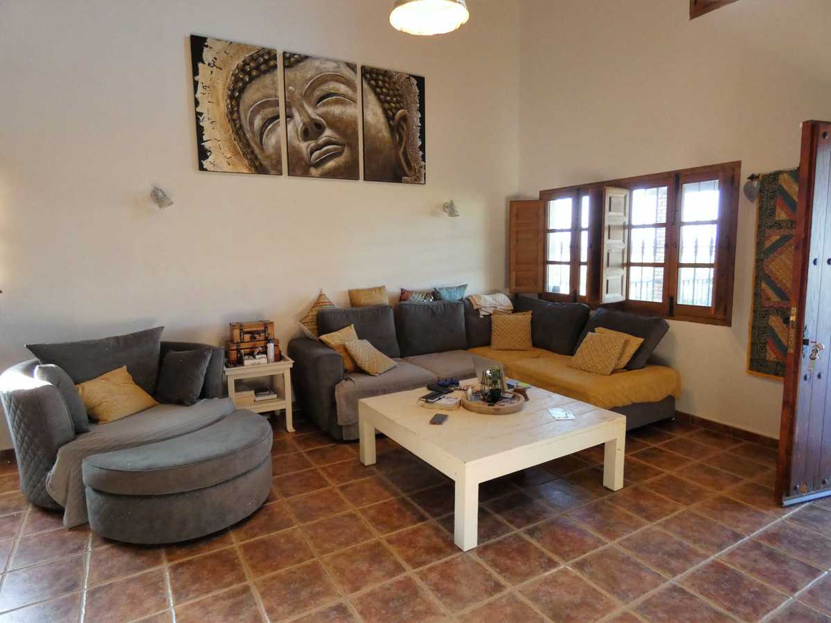 Rumah di Alhaurin el Grande, Andalusia 10140241