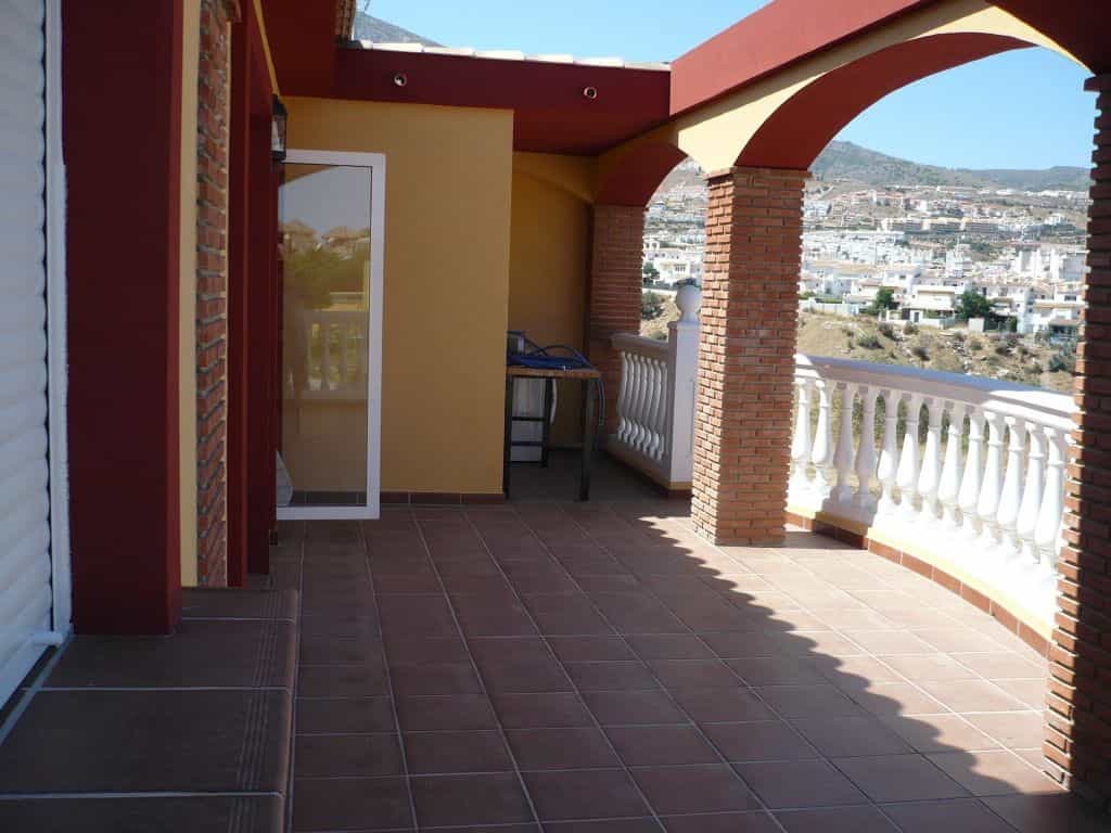 σπίτι σε Benalmádena, Andalucía 10140359