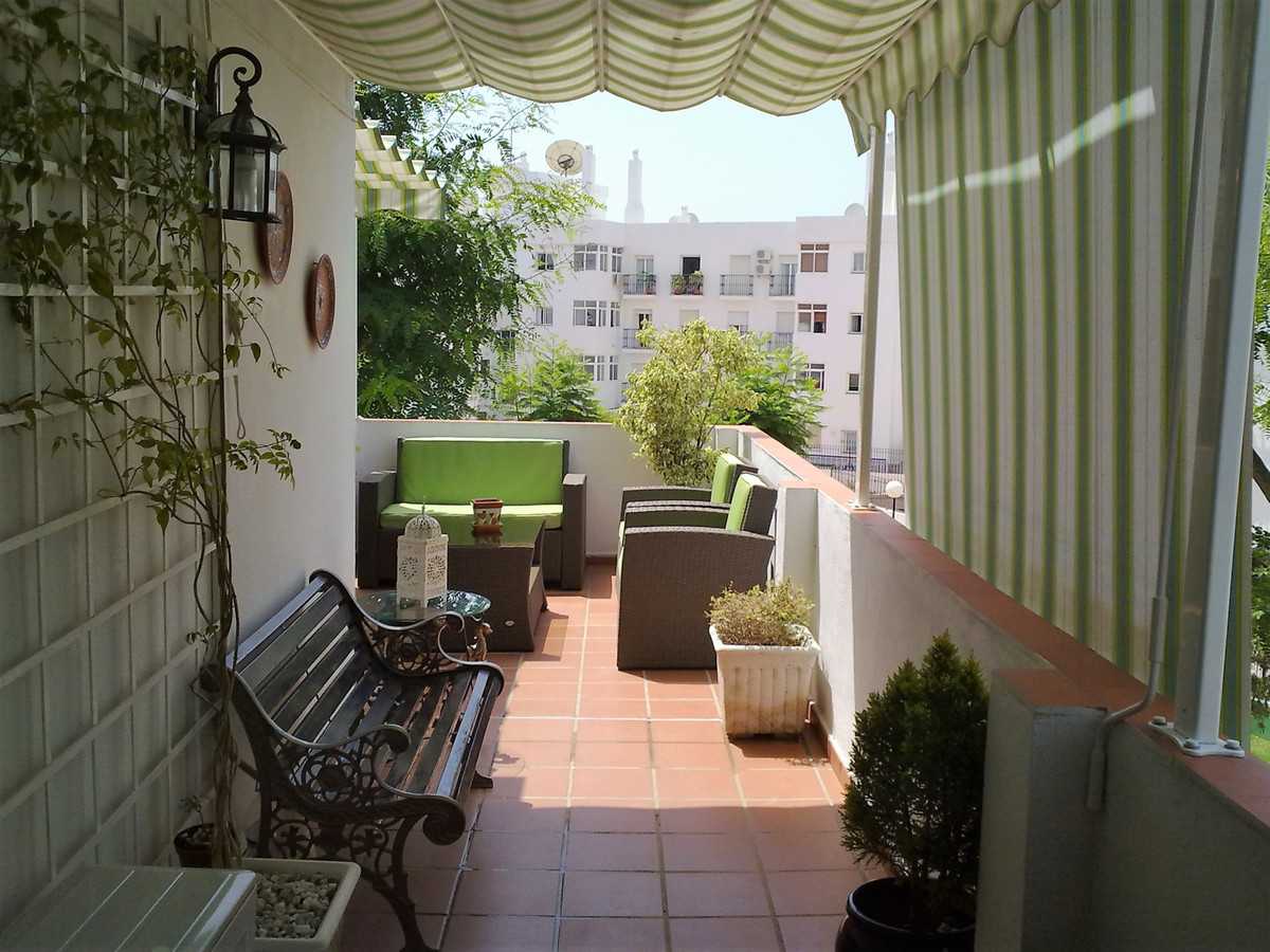 Condominium in Benalmadena, Andalusia 10140426
