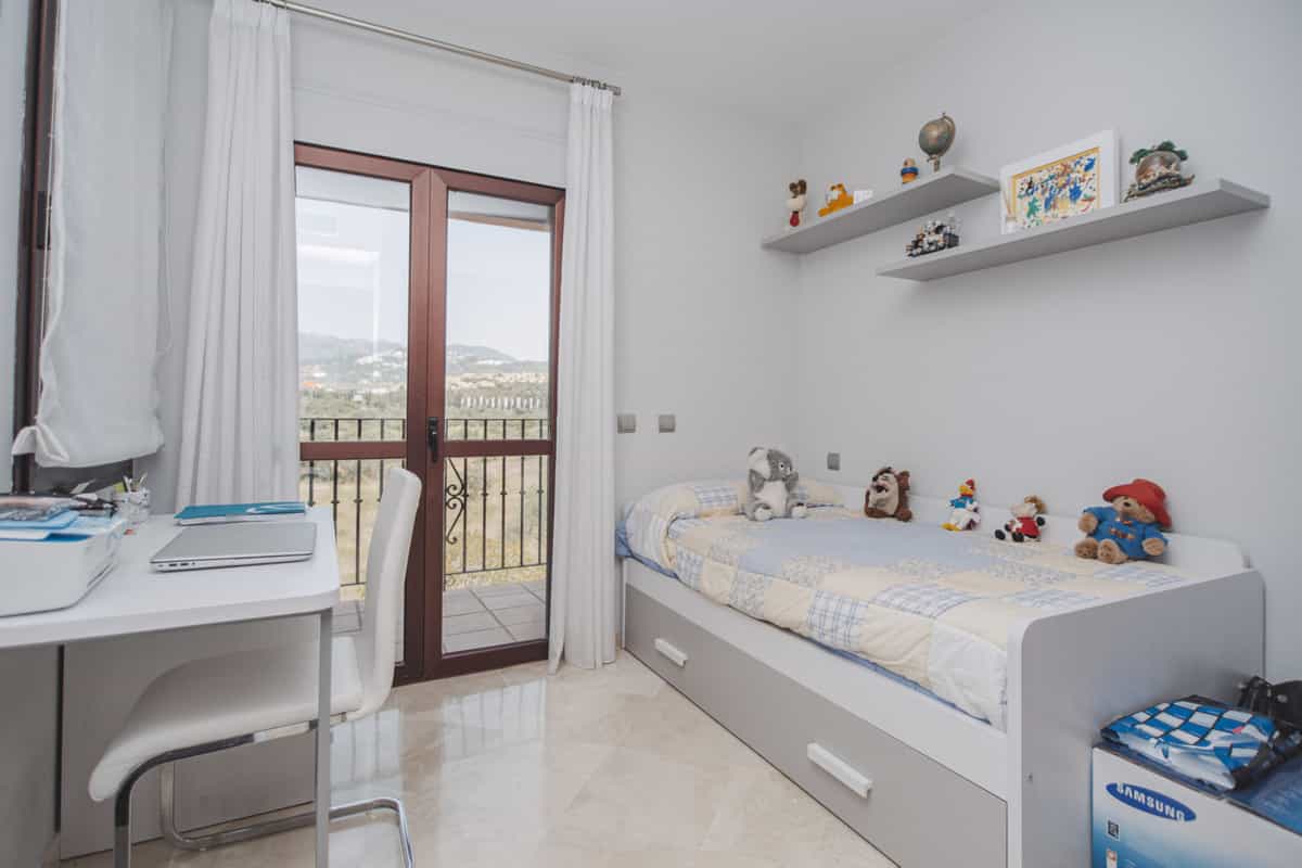 Condominium in Las Rosas, Canary Islands 10140530