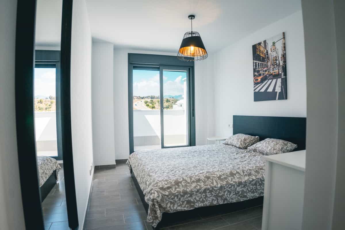 Condominium in Las Lagunas de Mijas, Andalucía 10140556
