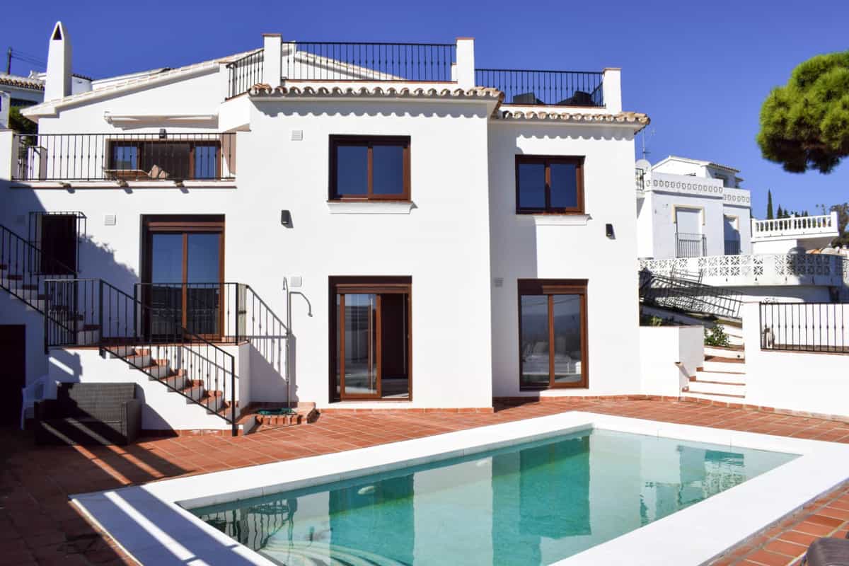 Casa nel Fuengirola, Andalusia 10140615