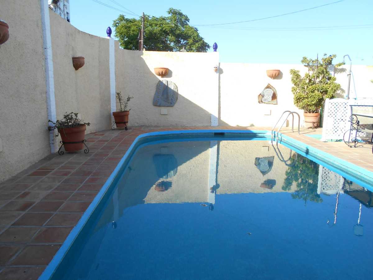 House in San Pedro de Alcantara, Andalusia 10140865