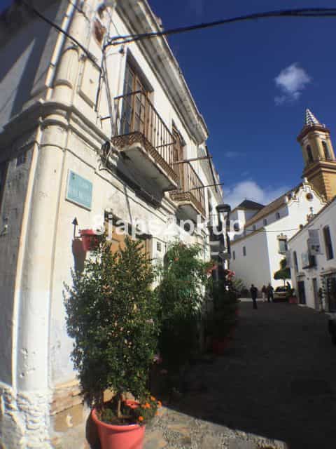 Huis in Estepona, Andalucía 10140894