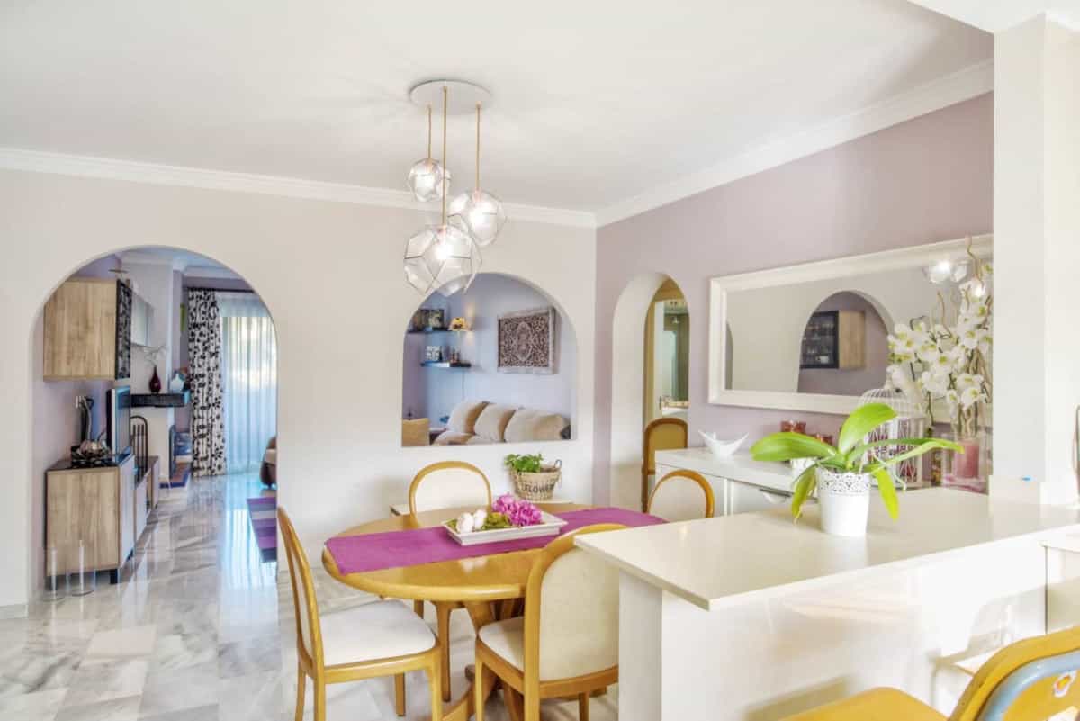 Condominium in Marbella, Andalusië 10141028