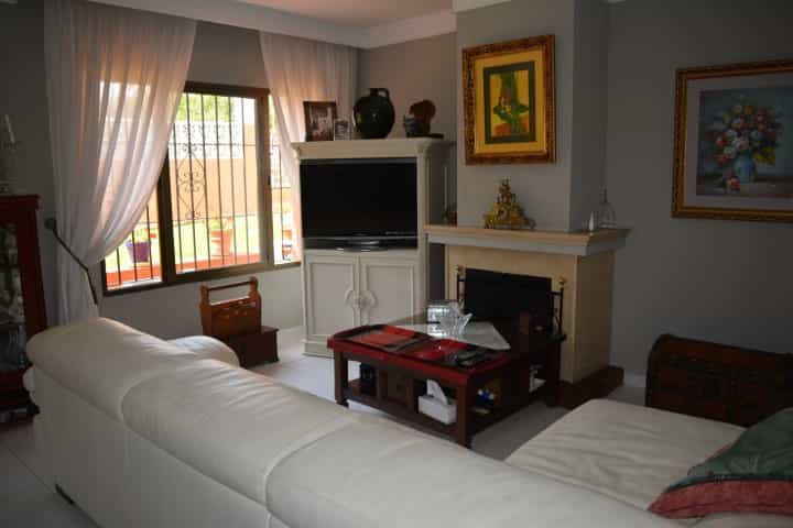 Rumah di Marbella, Andalusia 10141032