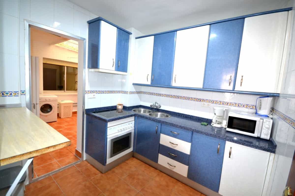 Condominium dans Fuengirola, Andalucía 10141110