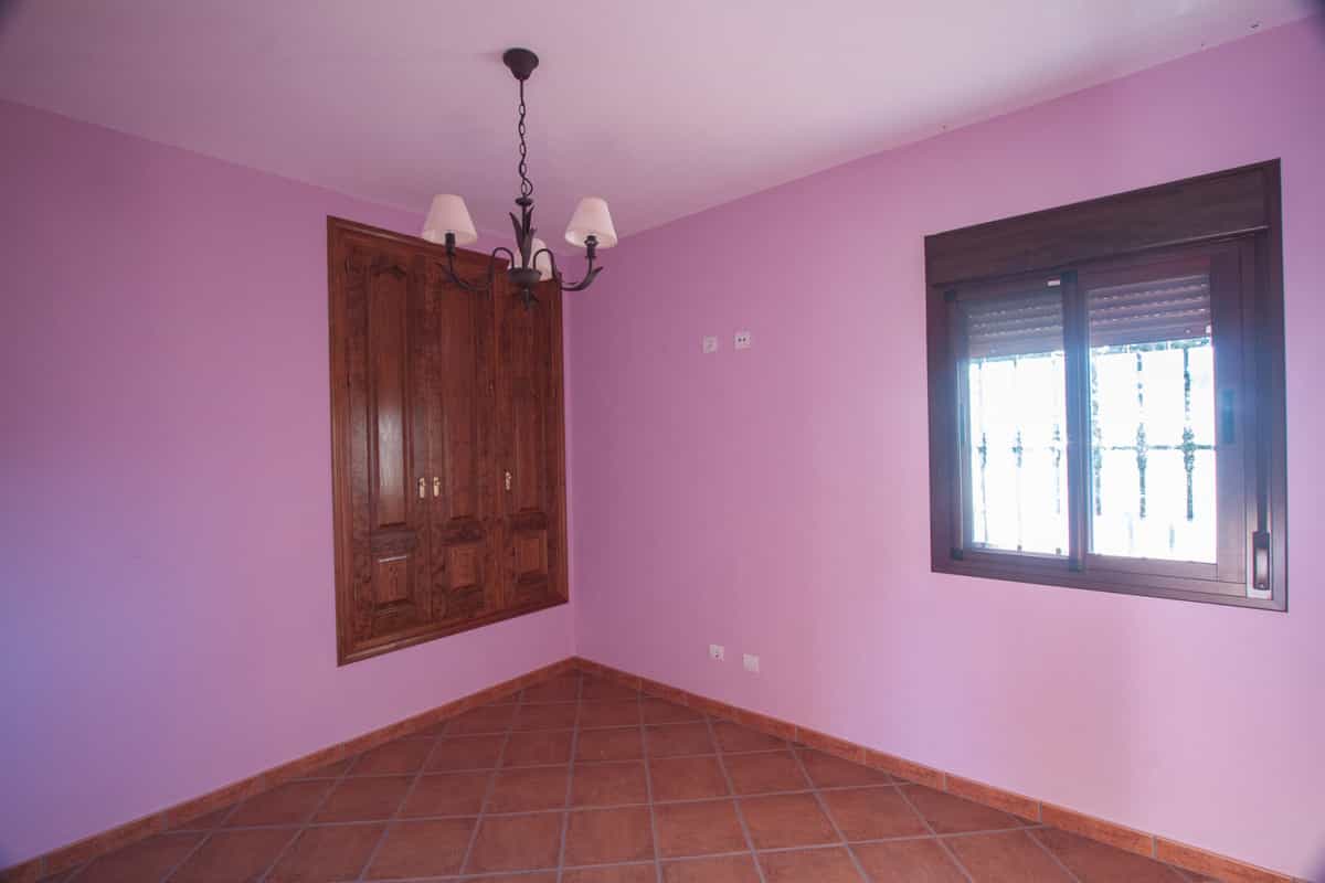 жилой дом в Estepona, Andalusia 10141231