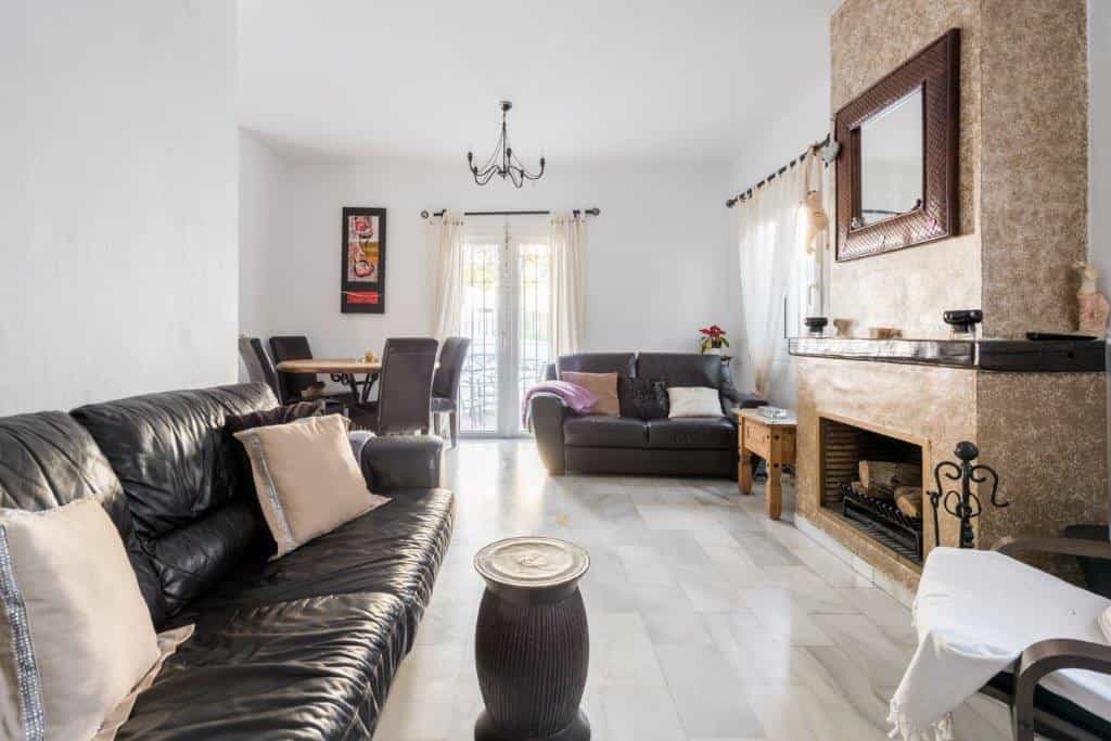 بيت في Benahavís, Andalusia 10141300