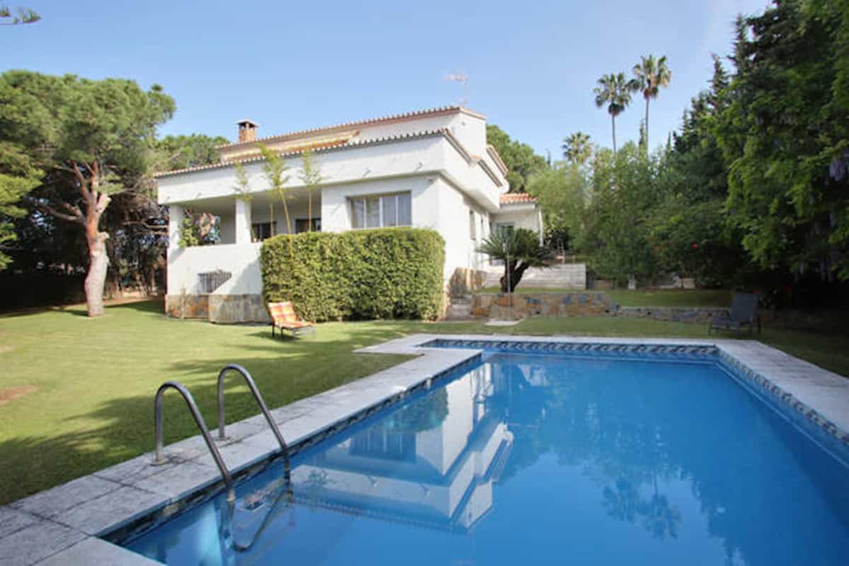 Будинок в Marbella, Andalucía 10141353