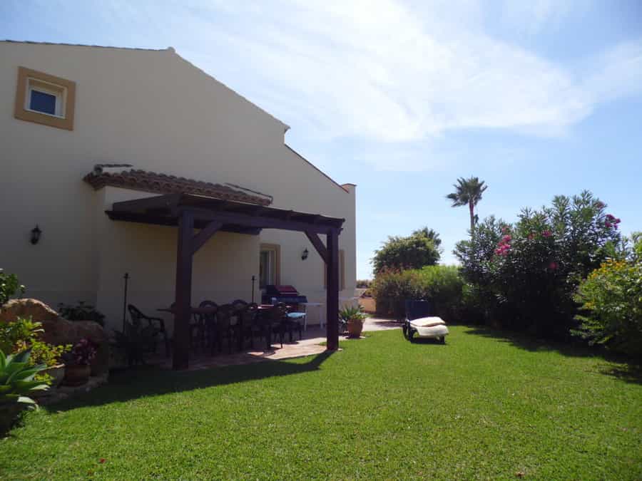 房子 在 Las Lagunas de Mijas, Andalucía 10141908