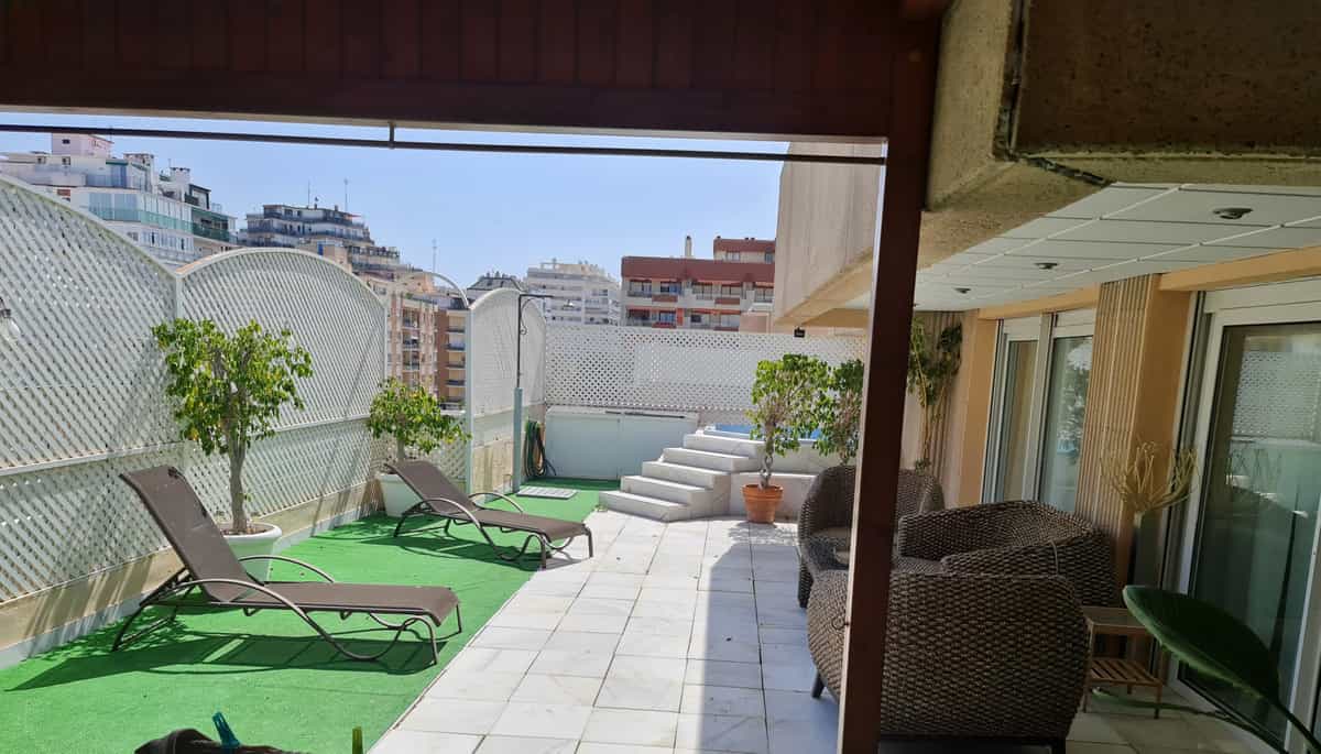 Condominium in Marbella, Andalusië 10142094