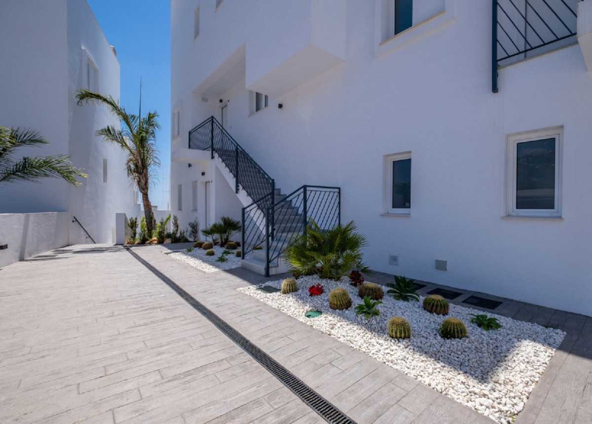 Condominium in Marbella, Andalucía 10142115