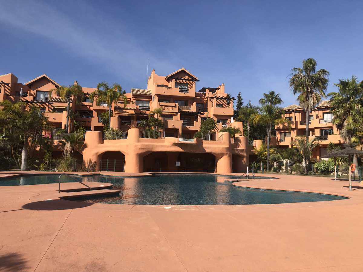 Condominium in El Angel, Andalusia 10142396
