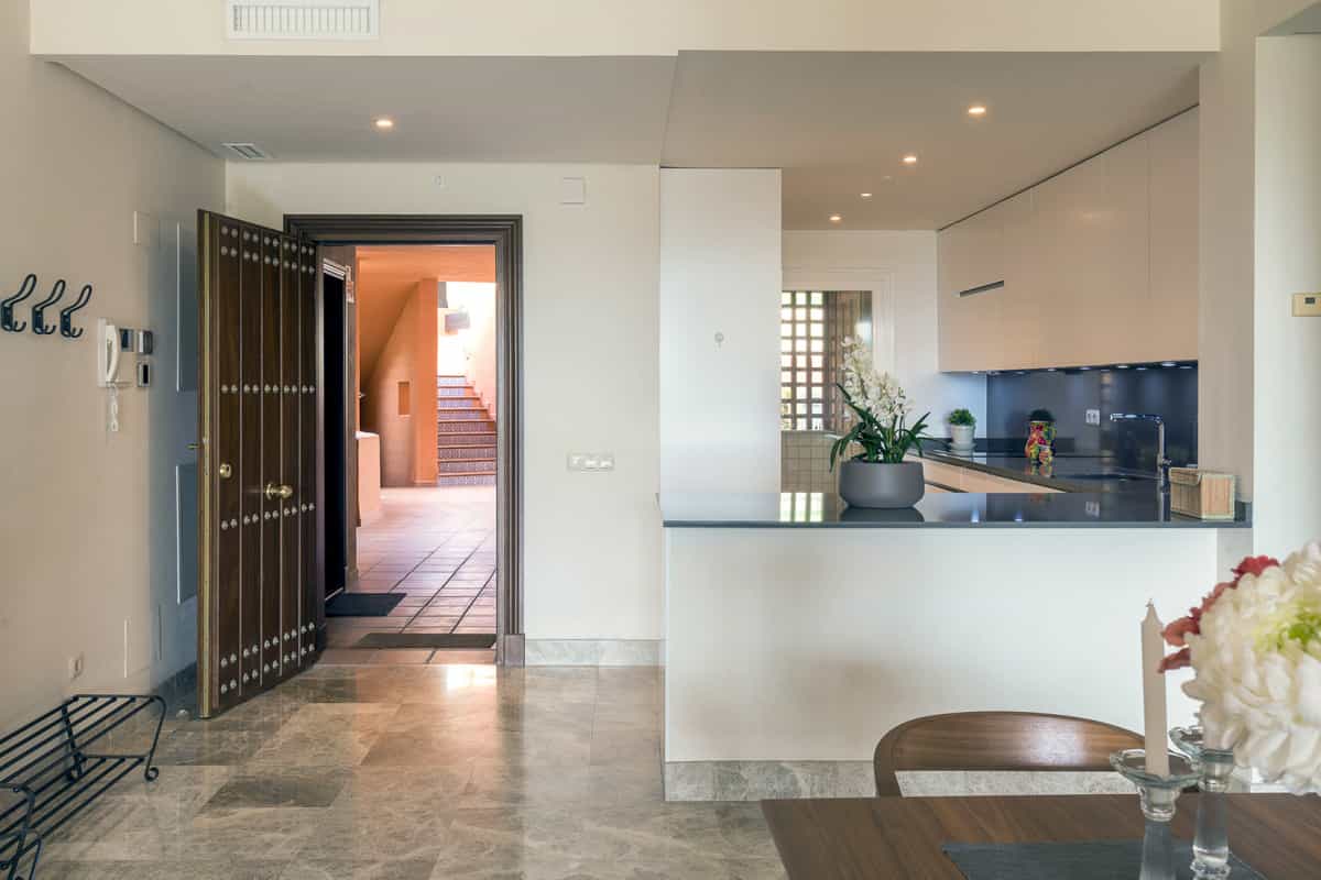 Condominium in Marbella, Andalucía 10142630