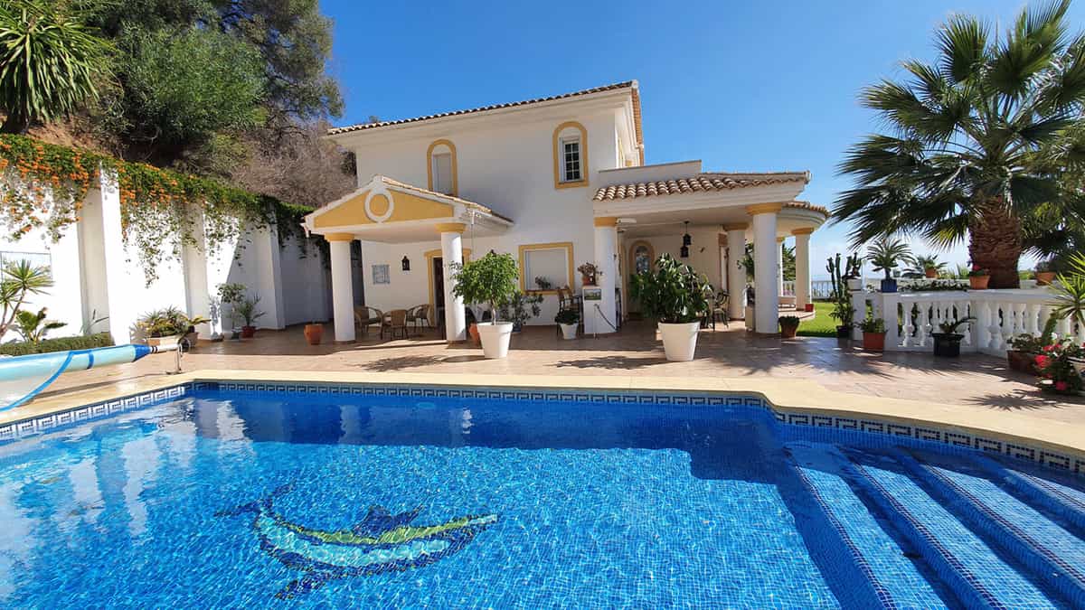 House in Arroyo de la Miel, Andalusia 10143041