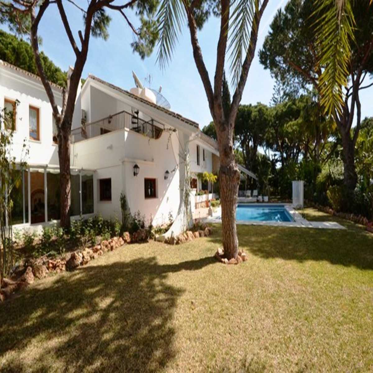 σπίτι σε Marbella, Andalucía 10143225