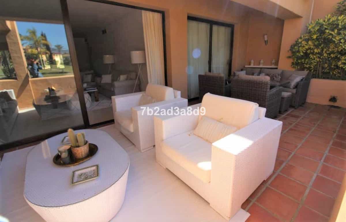 Condominio en Villanueva de Algaidas, Andalucía 10143239
