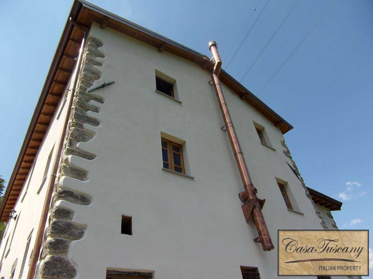 Dom w Molazzana, Tuscany 10143603