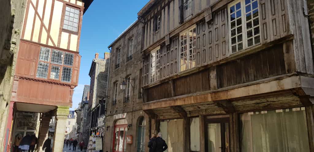 Condominium in Dinan, Bretagne 10143659