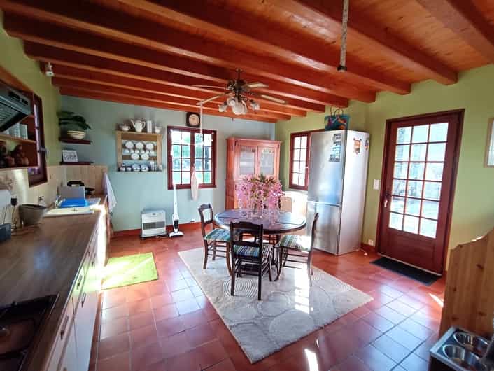 House in Charme, Nouvelle-Aquitaine 10143712