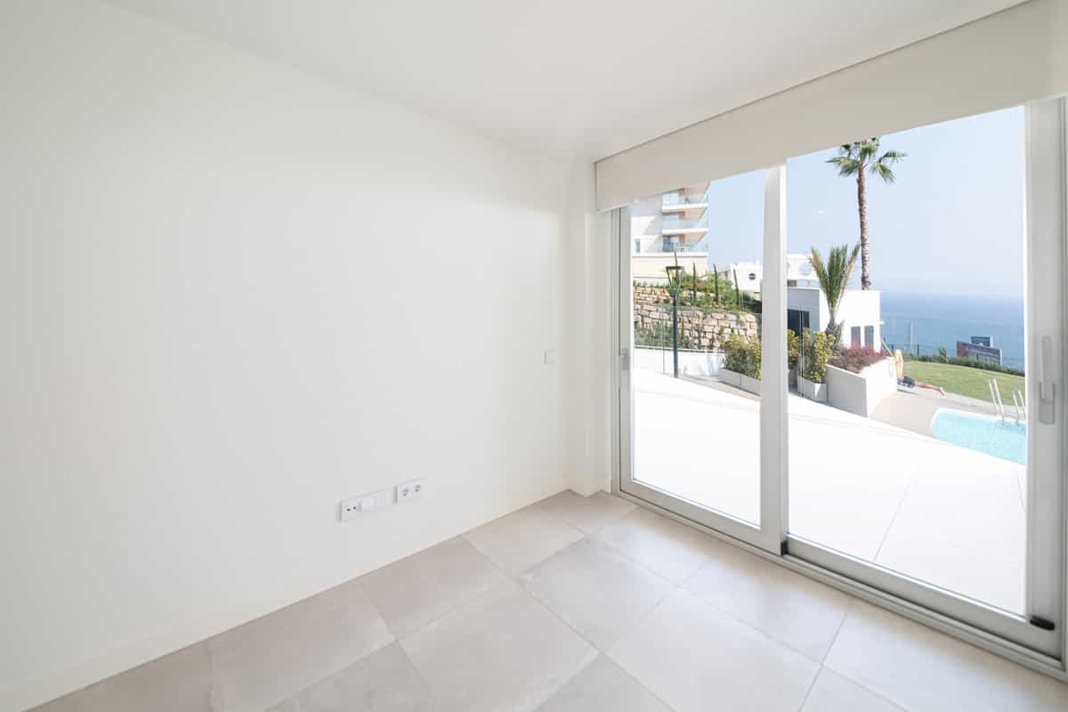 公寓 在 Fuengirola, Andalucía 10143851