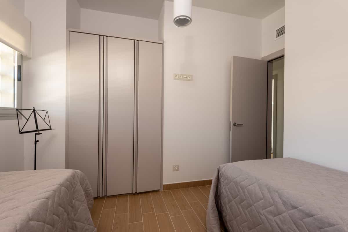 Condominium in Fuengirola, Andalucía 10143866