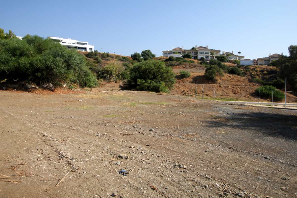 Land in Estepona, Andalusië 10143955