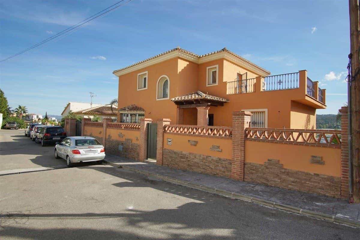 House in Coin, Andalusia 10144137