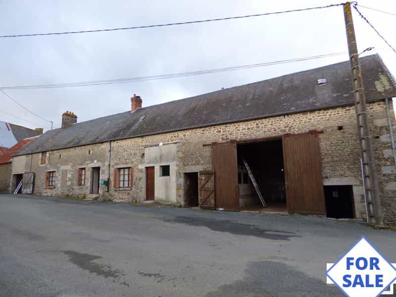 Dom w Saint-Denis-sur-Sarthon, Normandia 10144138