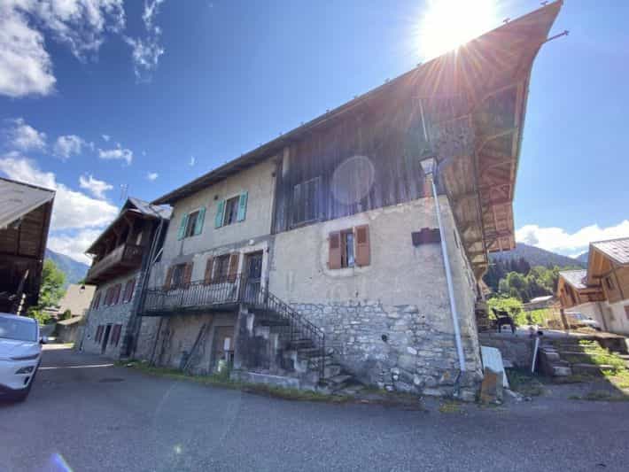 Huis in Seytroux, Auvergne-Rhône-Alpes 10144156