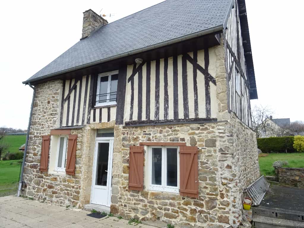 房子 在 Romagny-Fontenay, Normandy 10144342