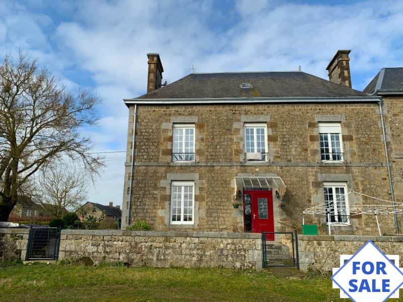 Dom w Carrouges, Normandie 10144406