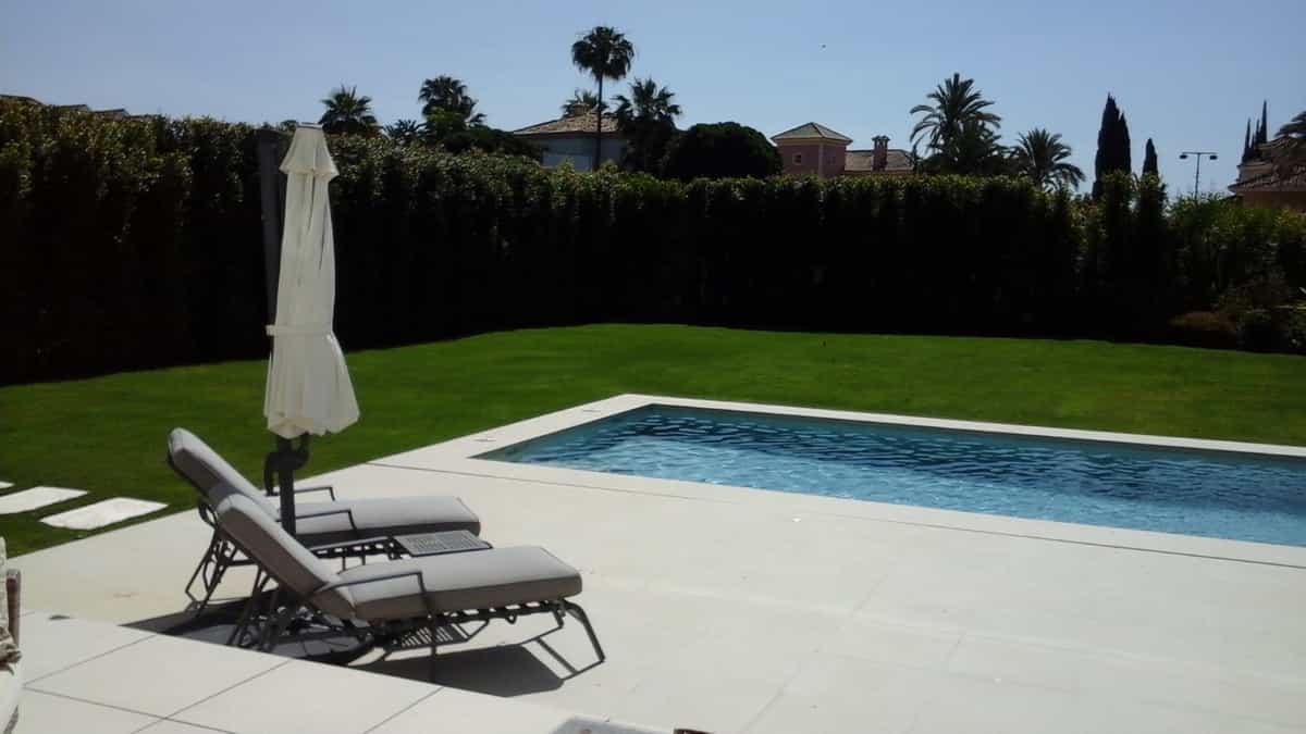 rumah dalam Marbella, Andalusia 10144681