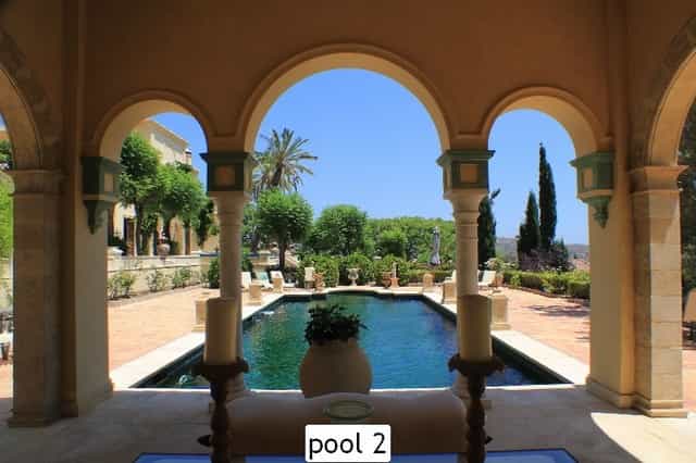Huis in Marbella, Andalusia 10144724