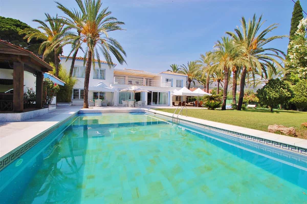 Talo sisään Marbella, Andalusia 10144751